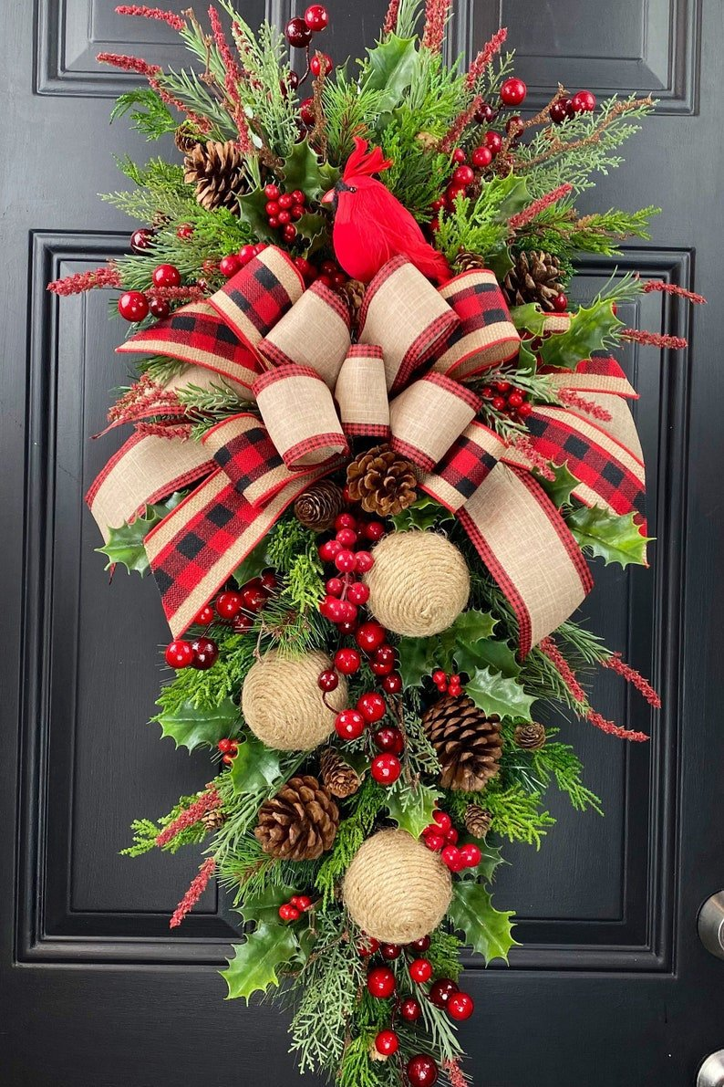 [50% Sale🔥] Buffalo Plaid & White Dogwood Fresh Wreath