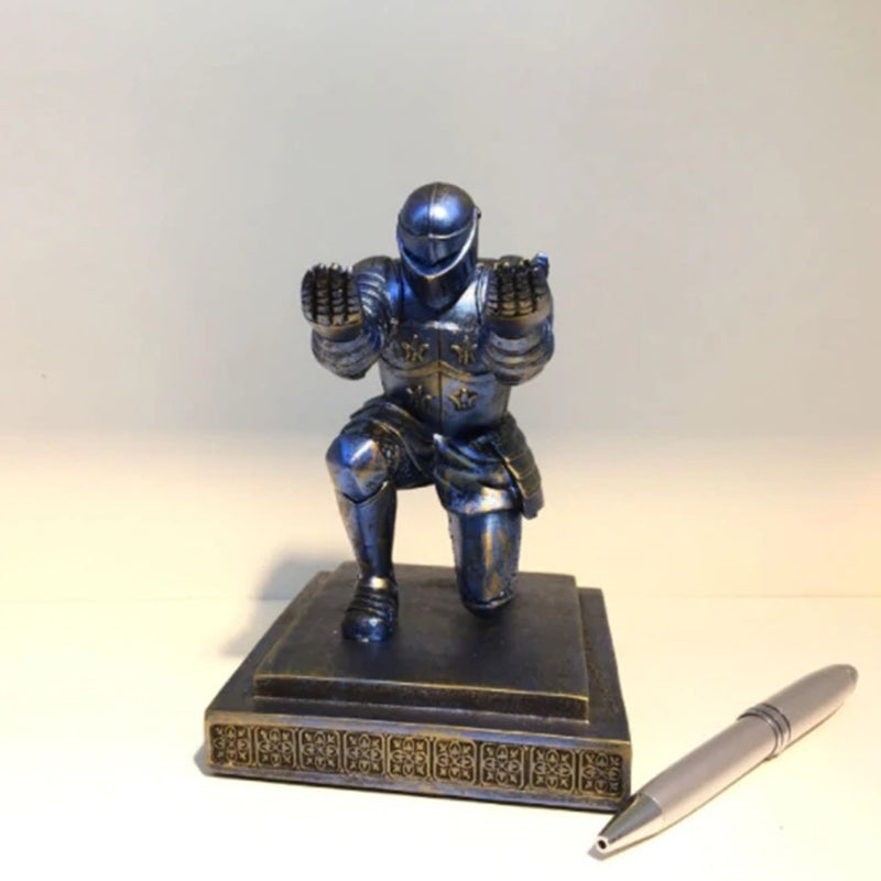 Elegant and Noble Knight Pen Holder