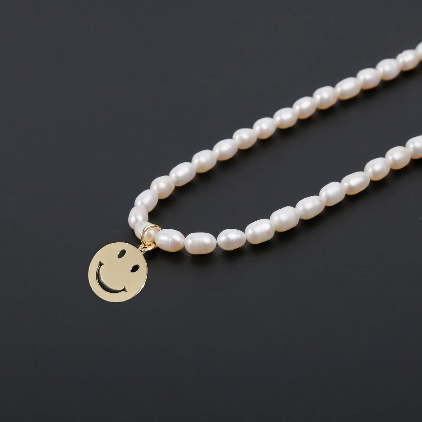 Fashion Women's Natural Freshwater Pearl Necklace