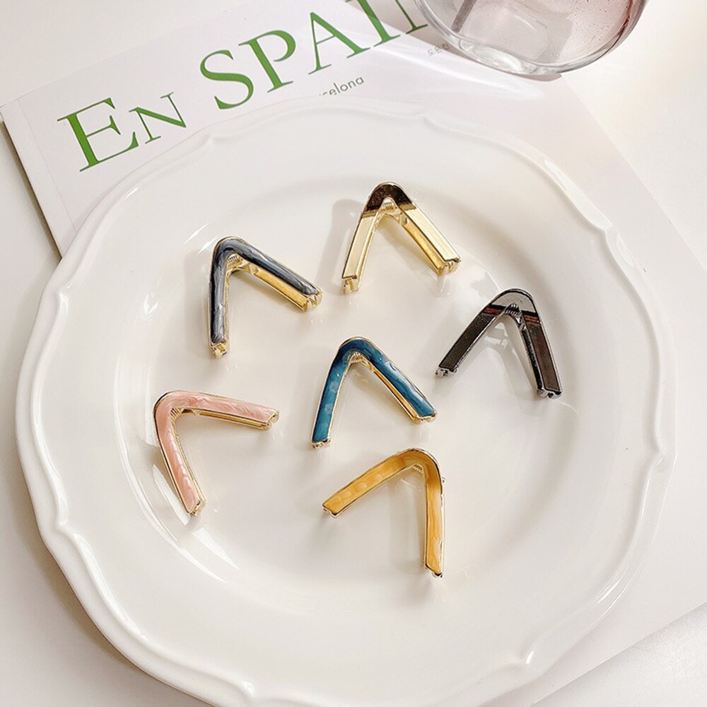 Fashion v-shaped hair clip