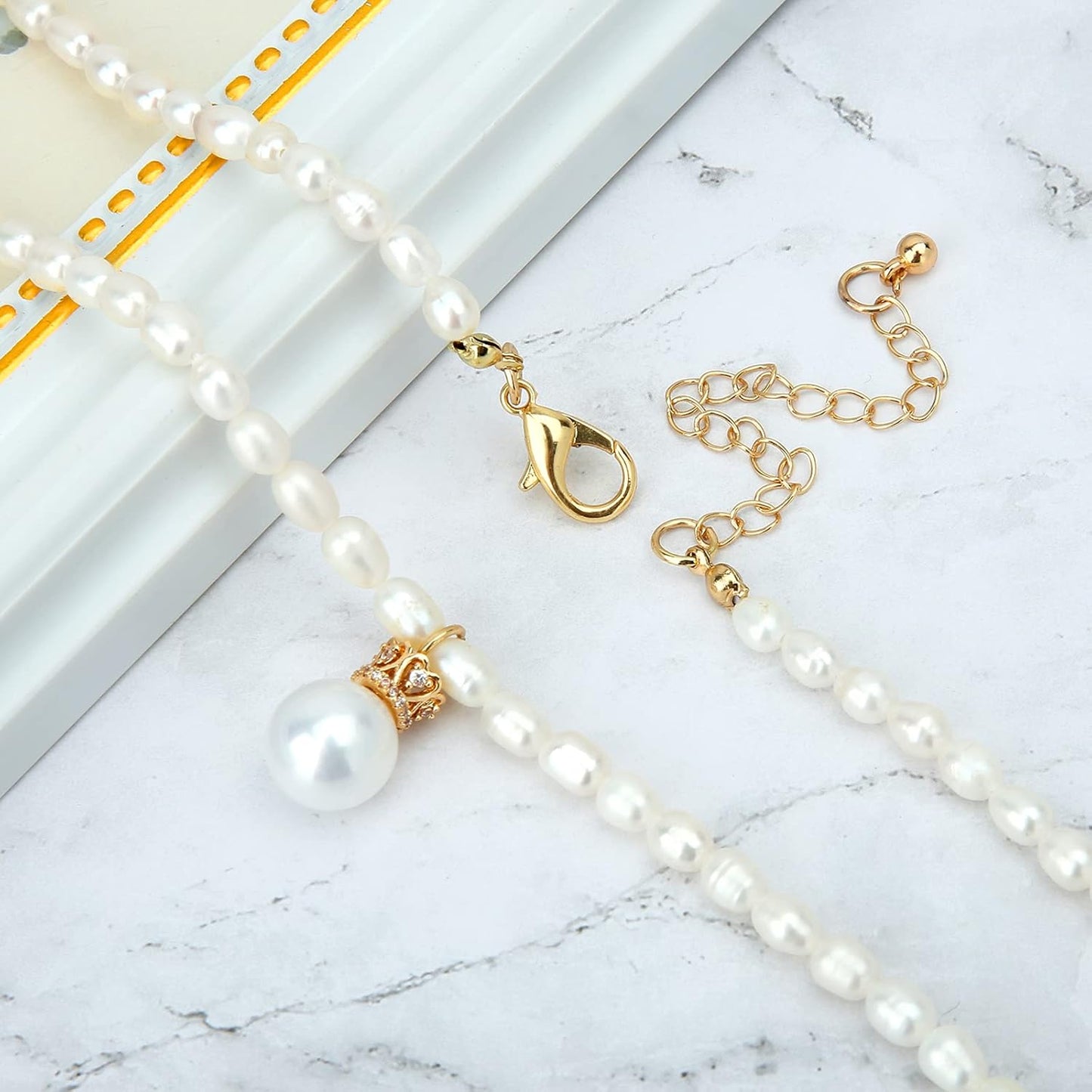 Fashion Women's Natural Freshwater Pearl Necklace