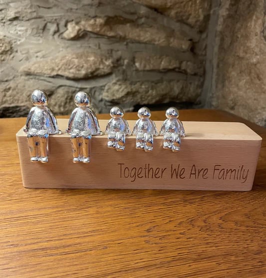 【Graduation season pre-sale】Together We Are Family gift