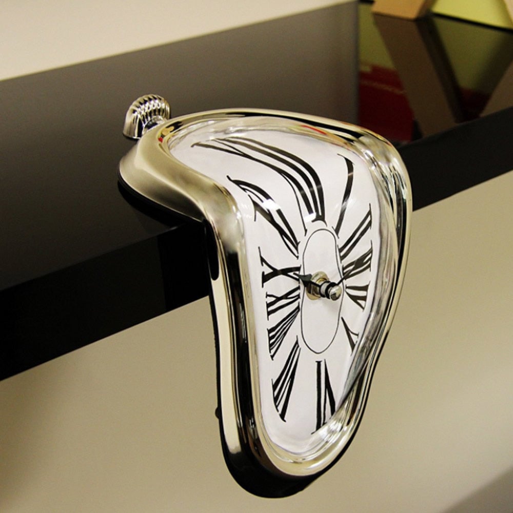 🎉 Persistence of Memory - Abstract Melting Clock