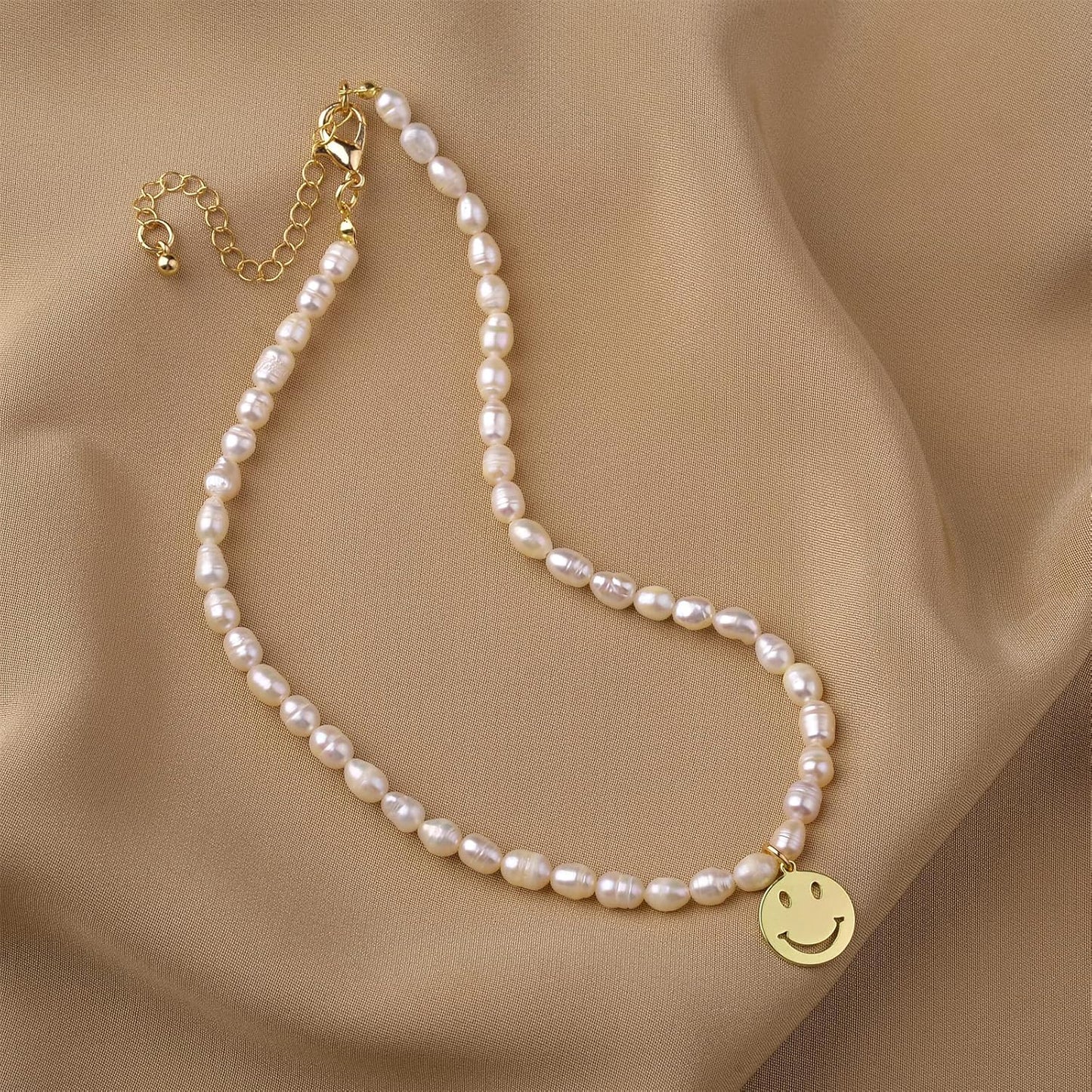 Fashion Women's Natural Freshwater Pearl Necklace