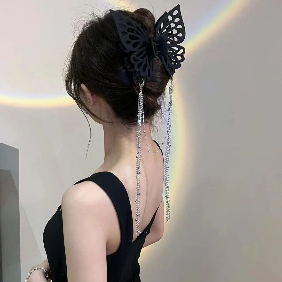 Tassel butterfly hair clip