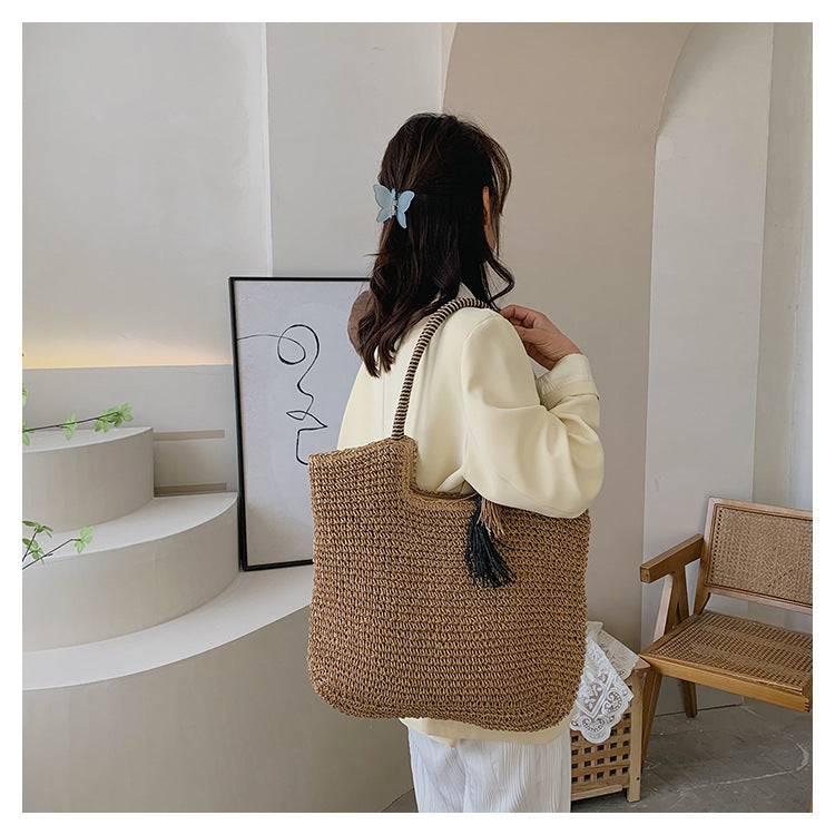 Woven Bag Tassel Straw Shoulder Bag Beach Casual Tote Bag